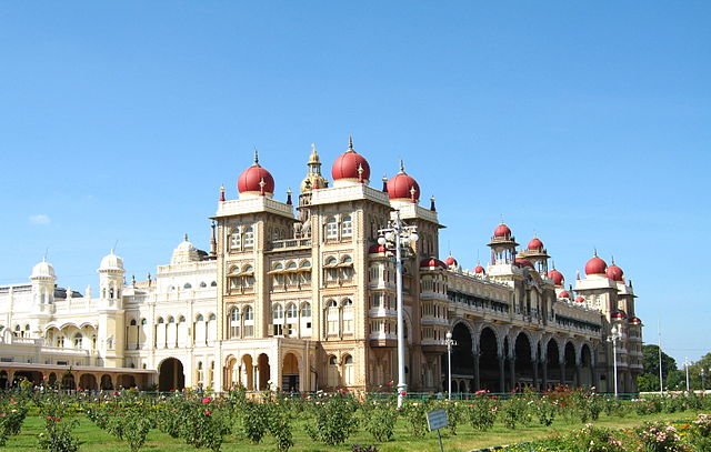 640px-MysorePalace1